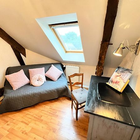Appart' D'Hotes , Ch Et Gite Au Manoir De La Haute Pilais Chantepie Luaran gambar